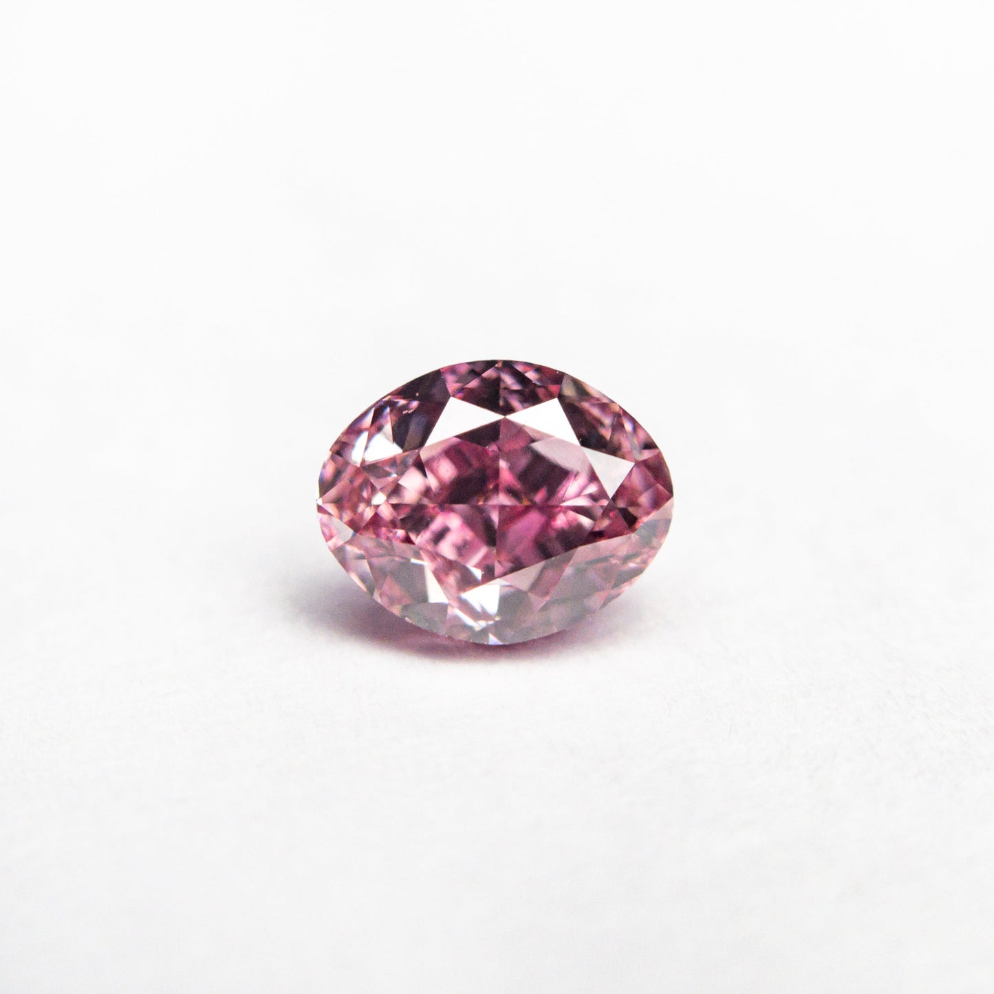 0.61ct 5.57x4.44x3.13mm GIA VS2 Fancy Vivid Purplish Pink Oval Brilliant π¦πΊ 24137-01