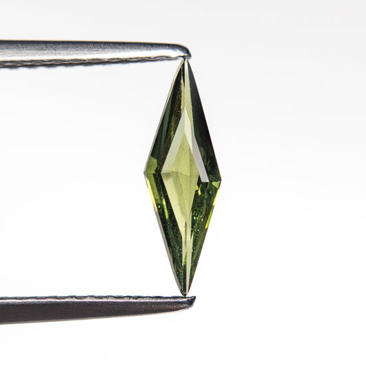 0.42ct 10.83x3.44x1.76mm Lozenge Step Cut Sapphire 25740-19