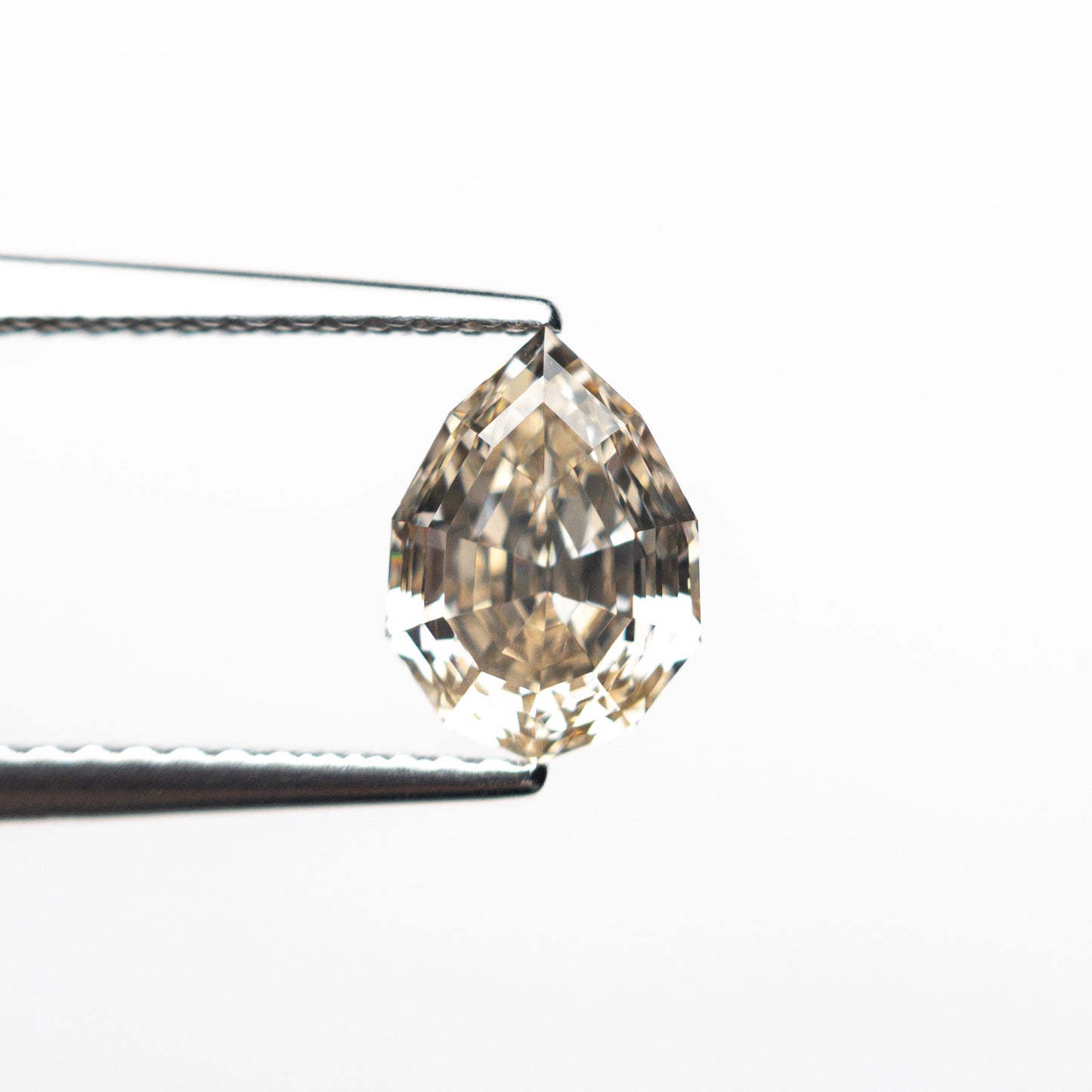 1.22ct 7.86x5.69x3.95mm VS2 C3 Geo Pear Step Cut π¨π¦ 26854-01
