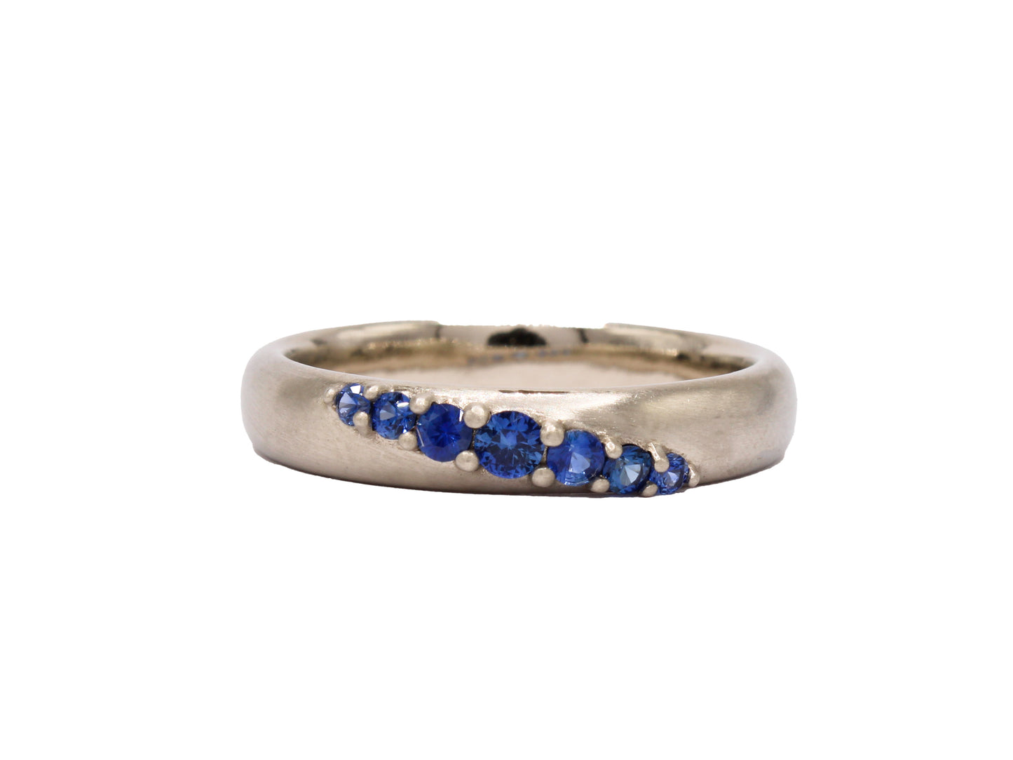 Sapphire & White Gold Oblique Band