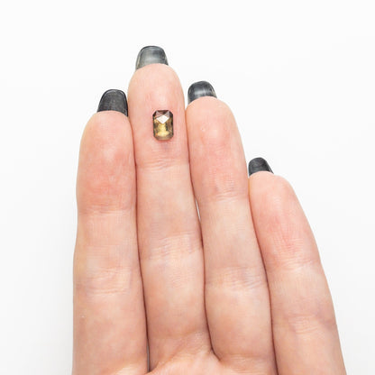 0.77ct 6.95x4.74x2.11mm Cut Corner Rectangle Sapphire 26327-94