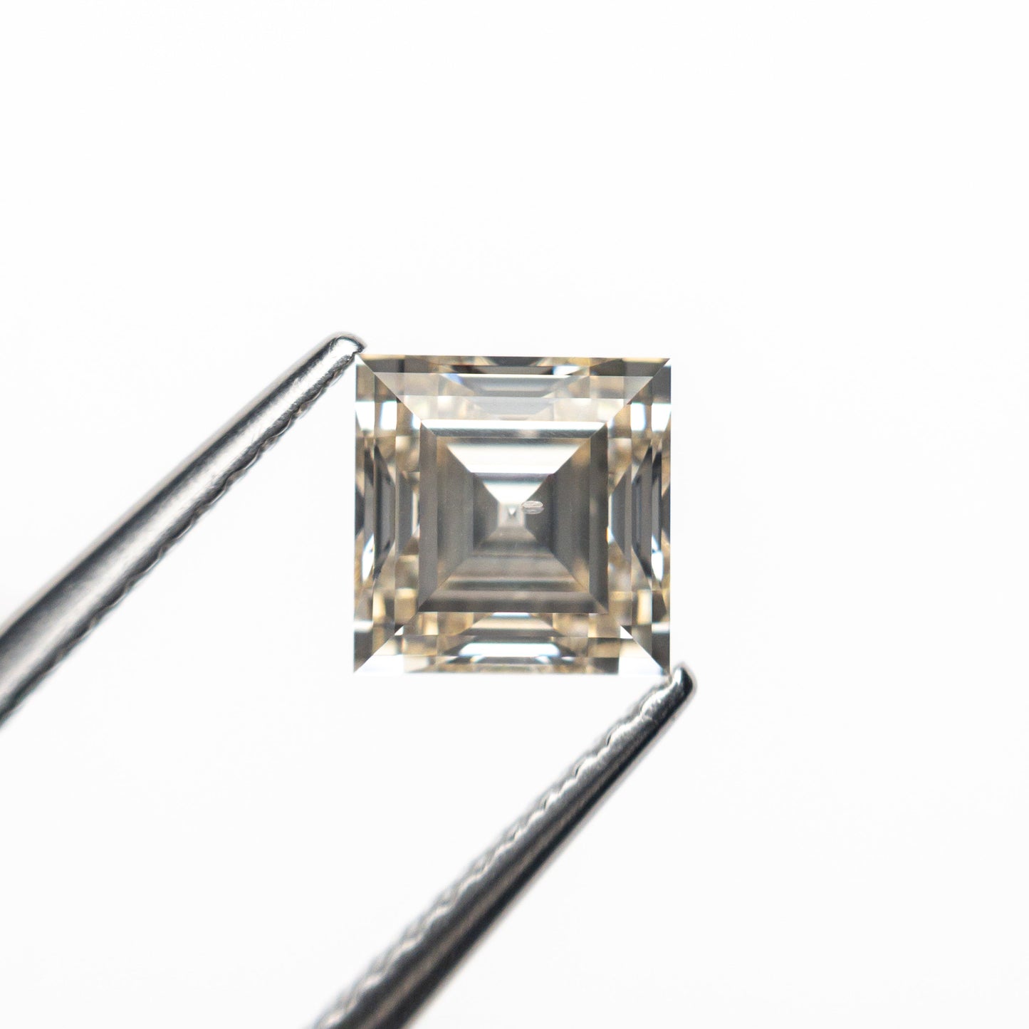 1.27ct 5.75x5.72x4.02mm SI2 O-P Carré Cut 🇨🇦 26852-01