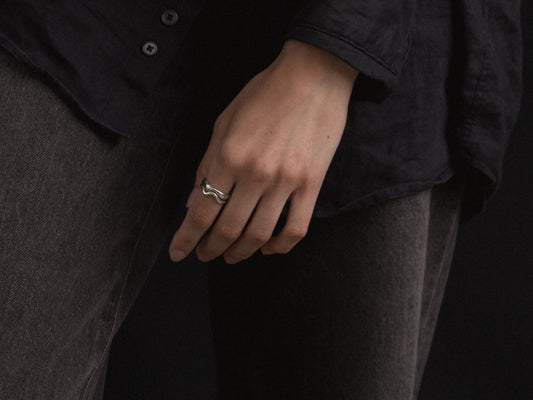 Crest Ring