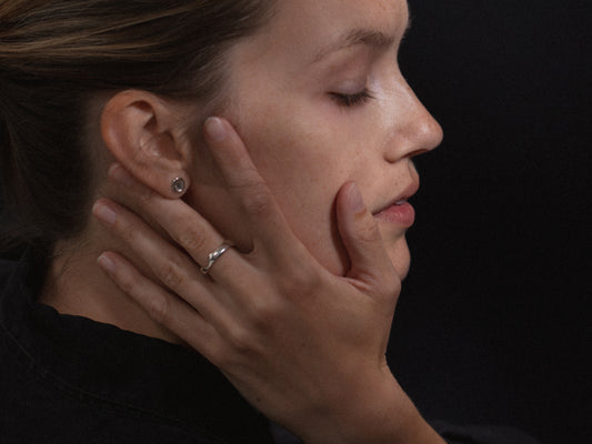 Wide Crest Ring